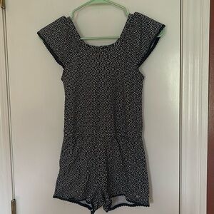 Vineyard Vines romper, girls M, navy blue with white polka dots, bow in back